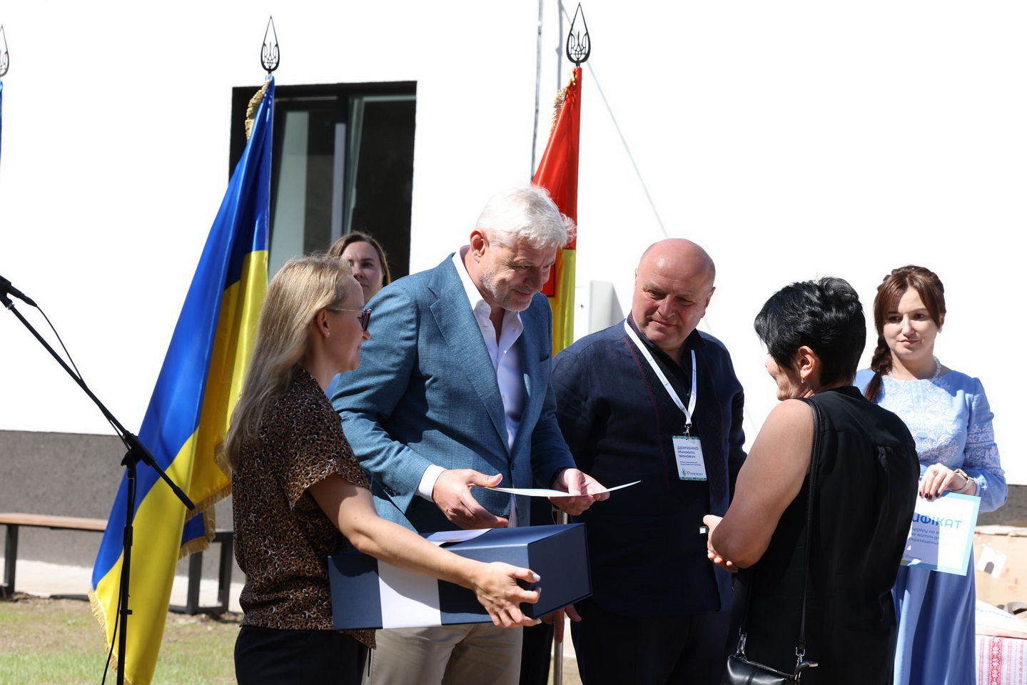 У громаді на Вінниччині 14 родин ВПО отримали ключі від нових смарт-квартир - фото 15