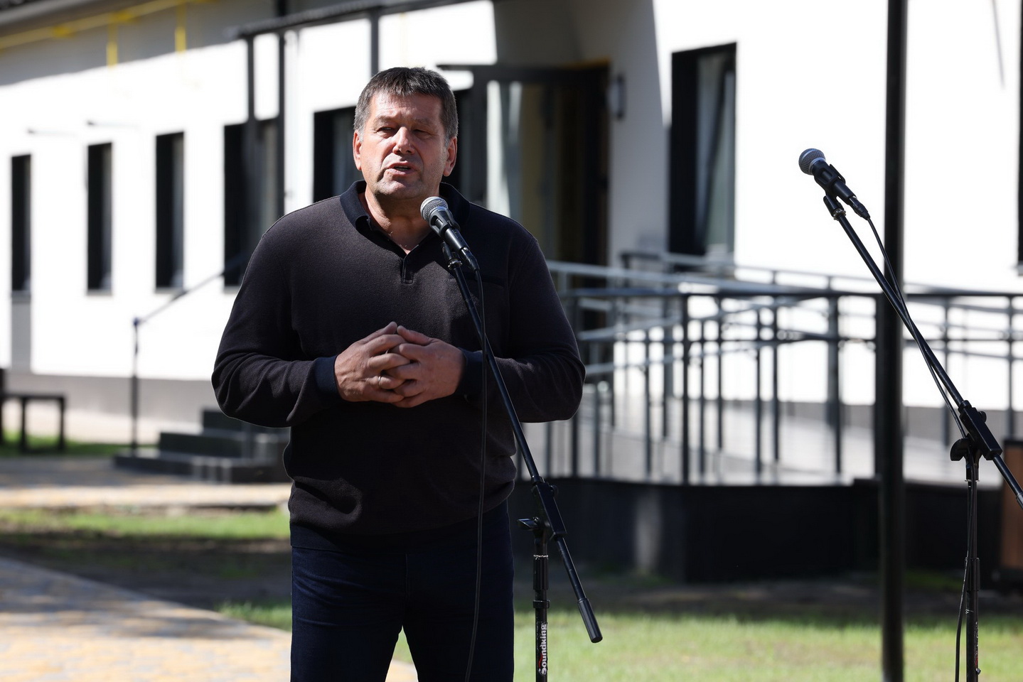 У громаді на Вінниччині 14 родин ВПО отримали ключі від нових смарт-квартир - фото 17