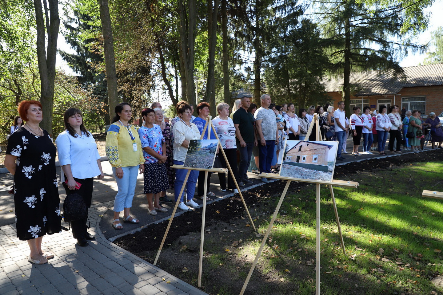 У громаді на Вінниччині 14 родин ВПО отримали ключі від нових смарт-квартир - фото 32