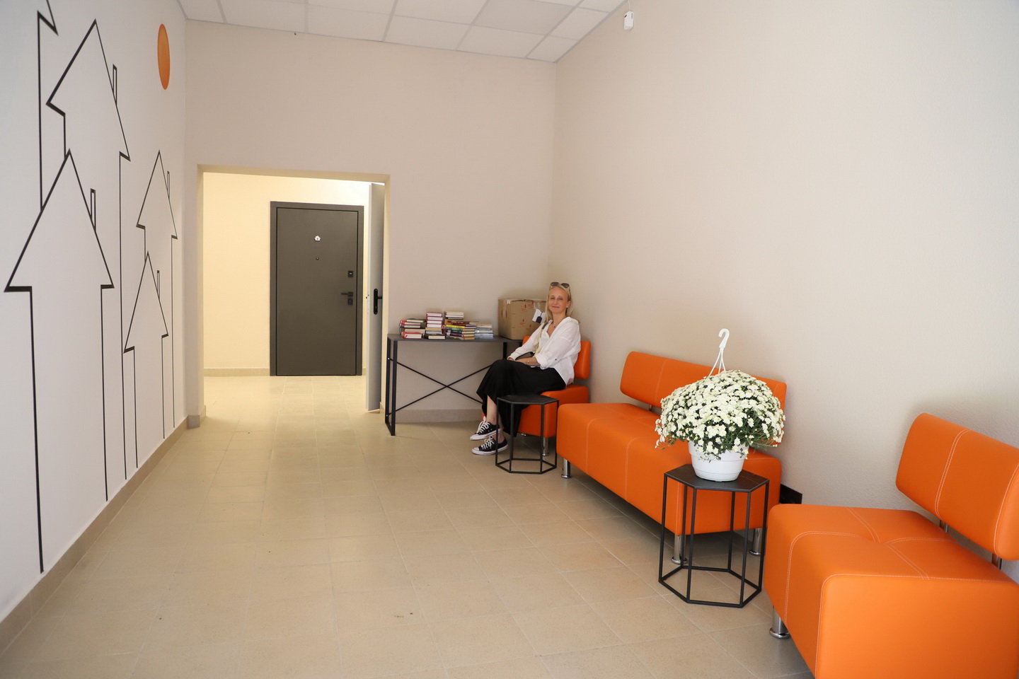 У громаді на Вінниччині 14 родин ВПО отримали ключі від нових смарт-квартир - фото 18