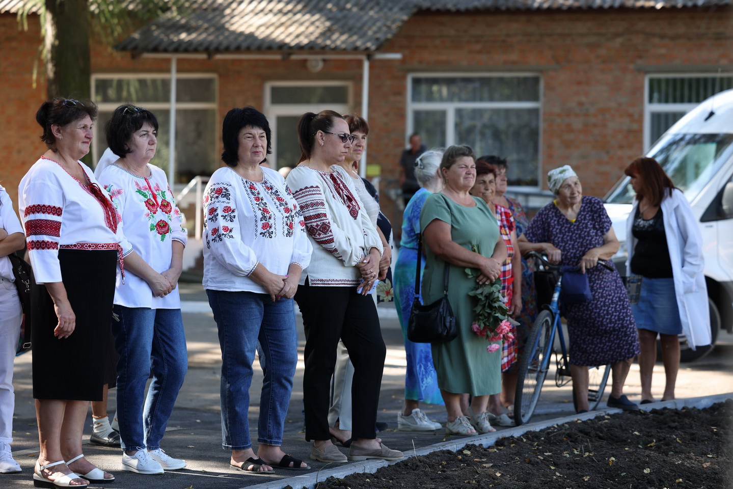 У громаді на Вінниччині 14 родин ВПО отримали ключі від нових смарт-квартир - фото 48