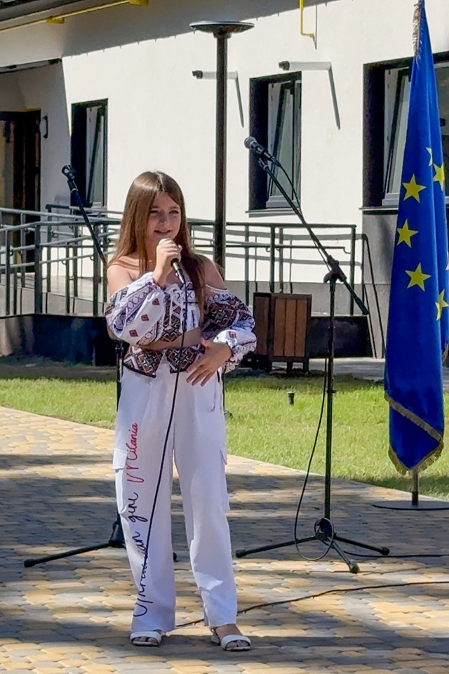 У громаді на Вінниччині 14 родин ВПО отримали ключі від нових смарт-квартир - фото 49