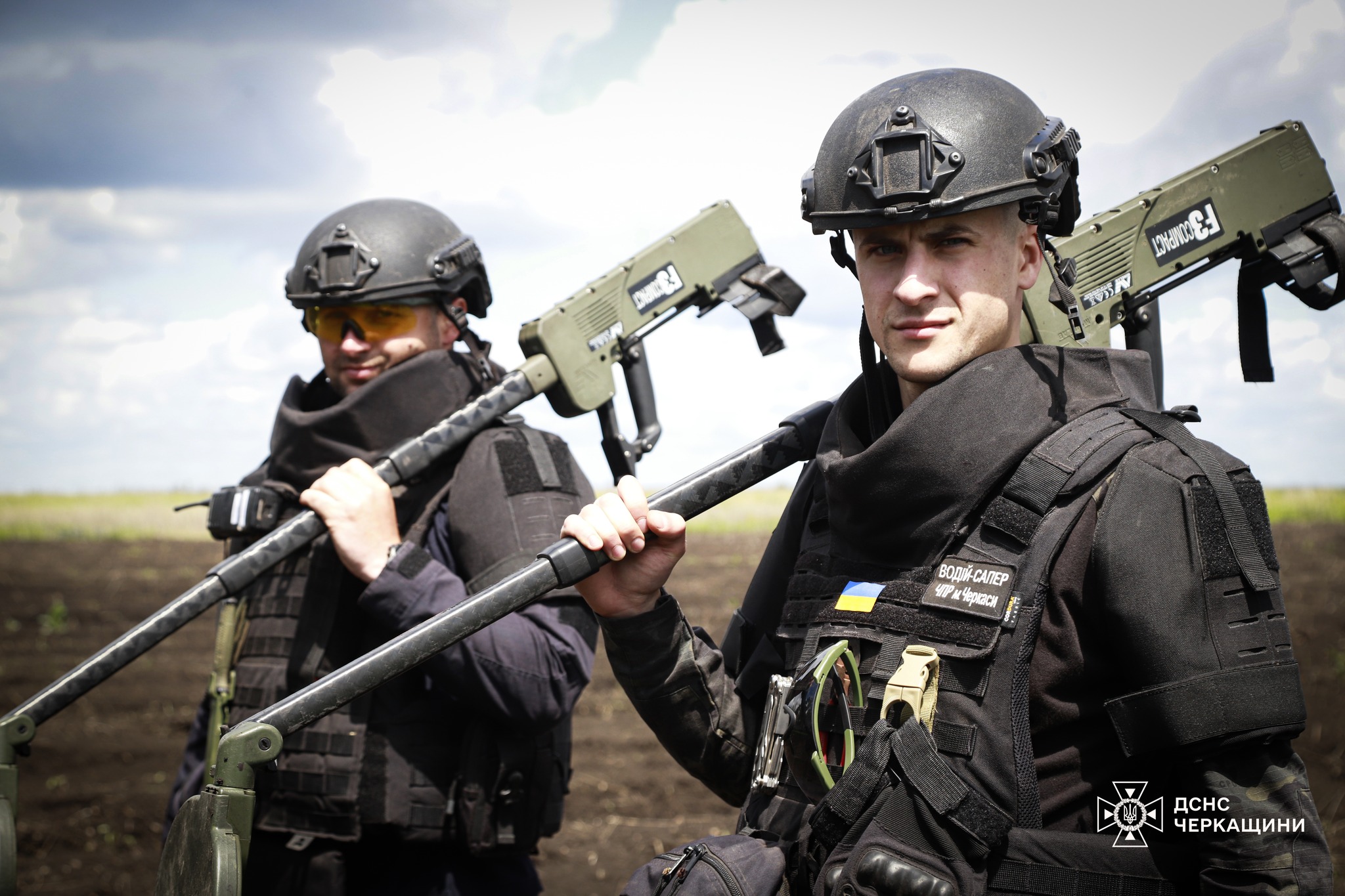 Сапери Черкащини допомагають розміновувати деокуповані території - фото 4
