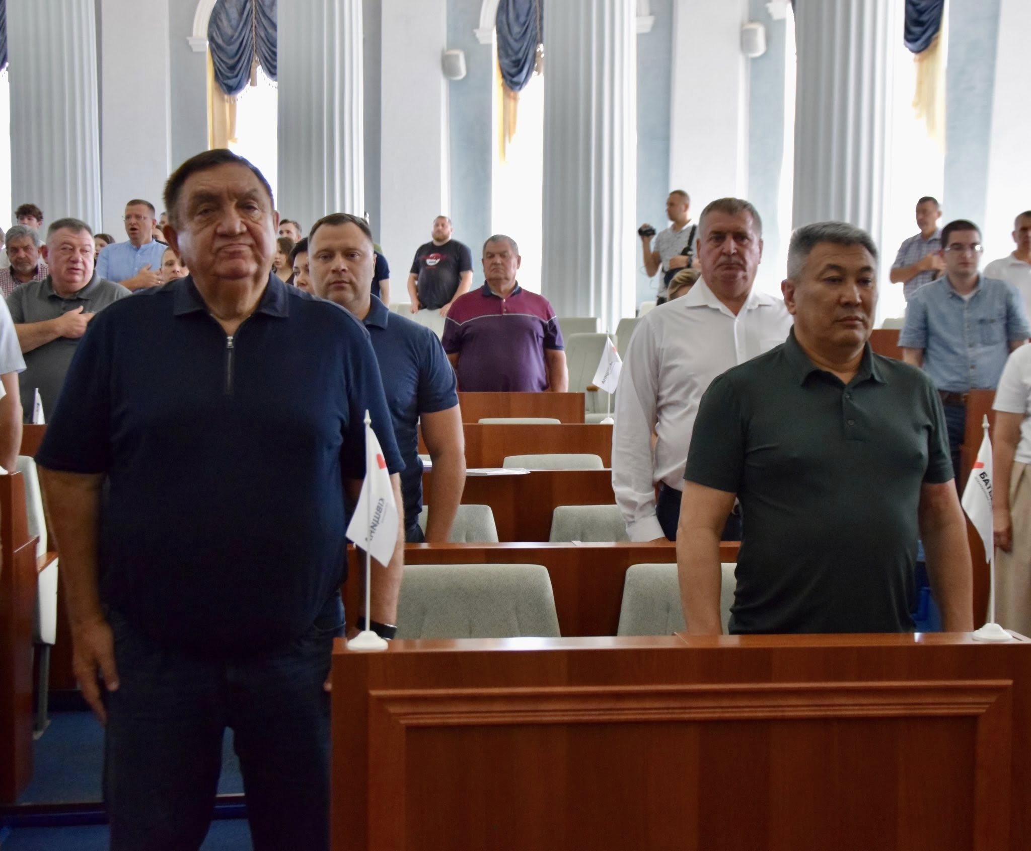 Депутати не підтримали відставку голови Черкаської облради - фото 3
