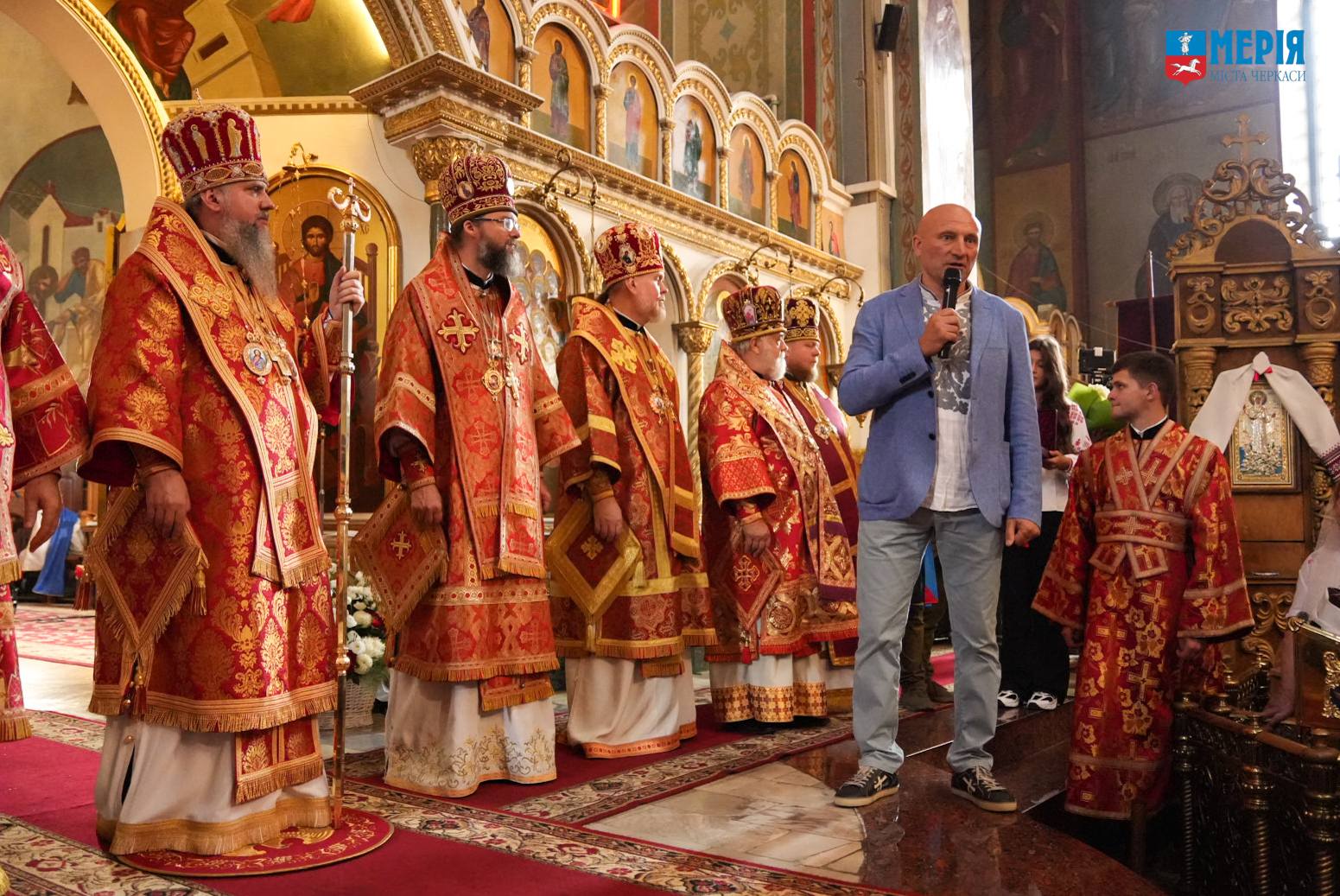 Предстоятелю ПЦУ Епіфанію у Черкасах вручили особливу відзнаку від міста - фото 4