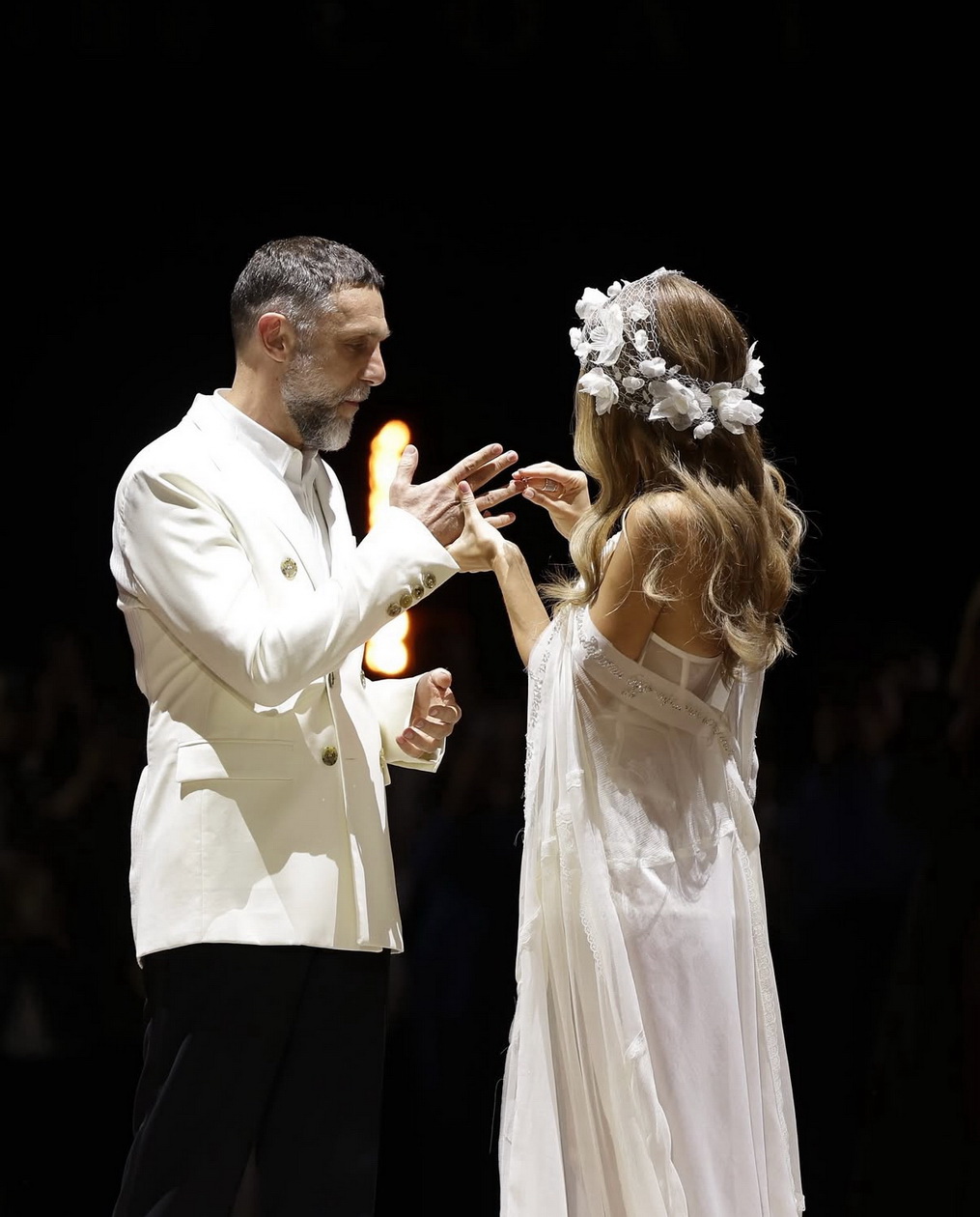 Дизайнерка Катя Сільченко влаштувала весілля на подіумі Ukrainian Fashion Week - фото 4