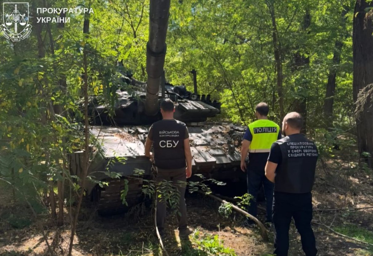 Правоохоронці передали ЗСУ російські танки, що проходили як речові докази у справі - фото 2