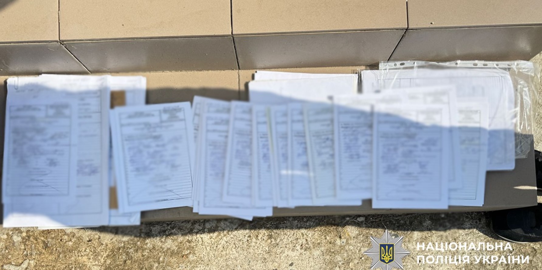 На Буковині викрили членів МСЕК, які оформили інвалідність для 600 військовозобов’язаних - фото 2