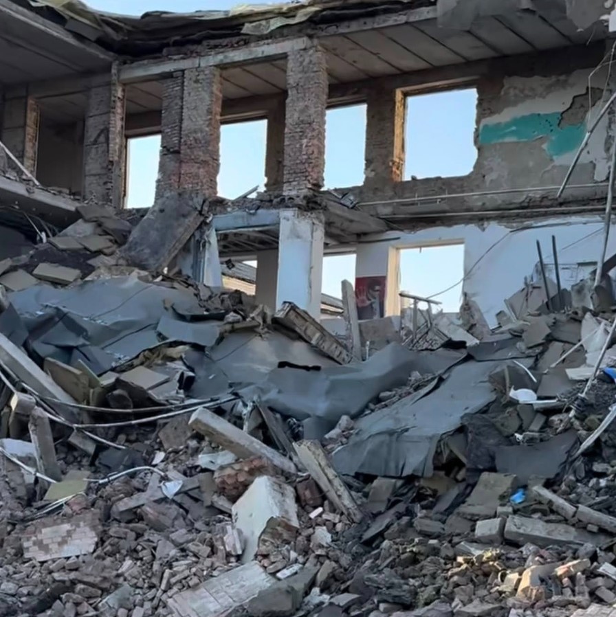 Росіяни знищили швейну фабрику Goldi у Хмельницькій області - фото 2