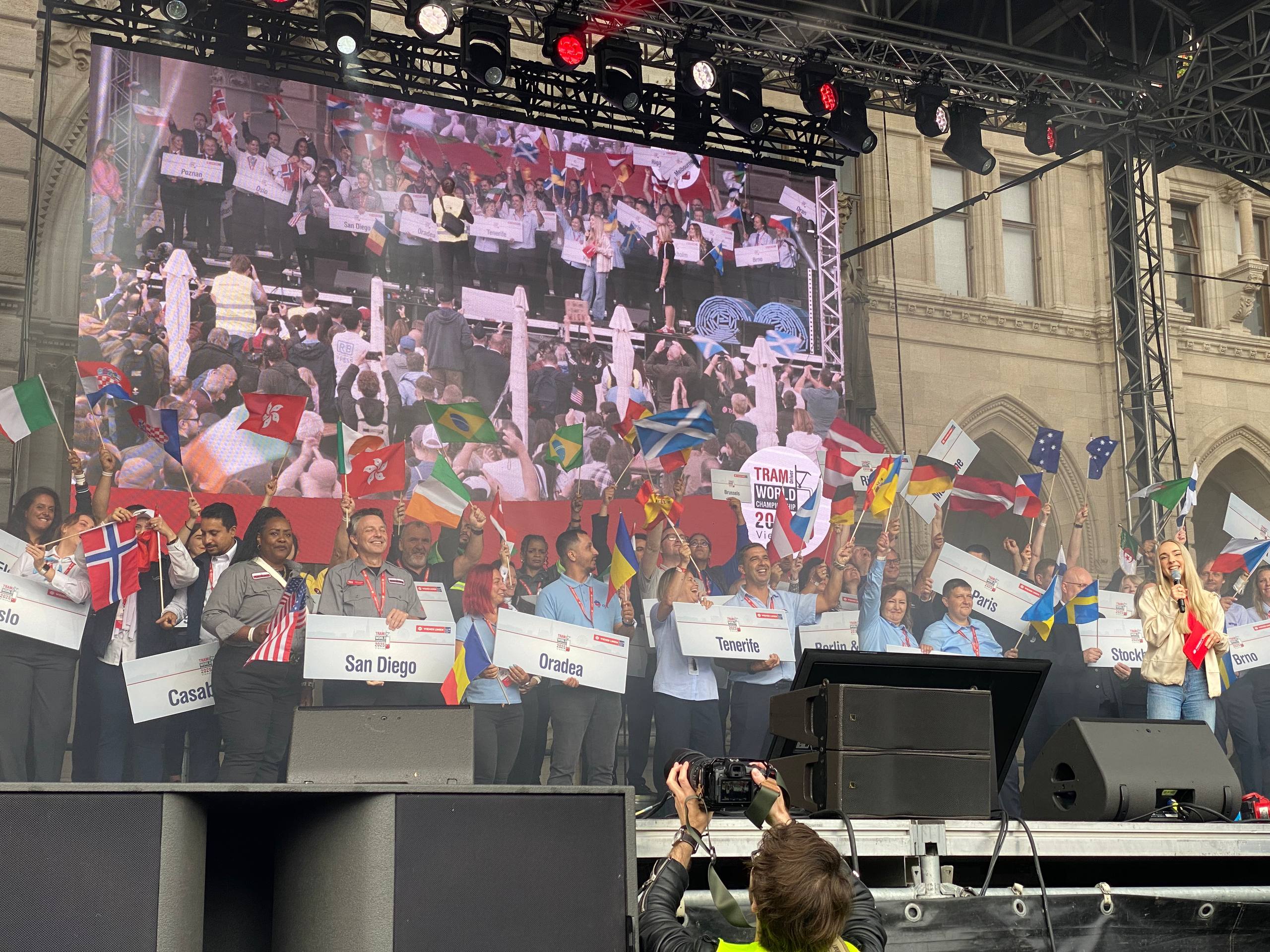 Команда КП «Київпастранс» увійшла до ТОП-5 кращих на чемпіонаті світу з водіння трамваїв у Відні
