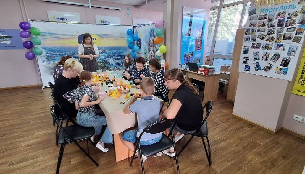 У Черкасах відзначили третю річницю Центру «ЯМаріуполь» - фото 4