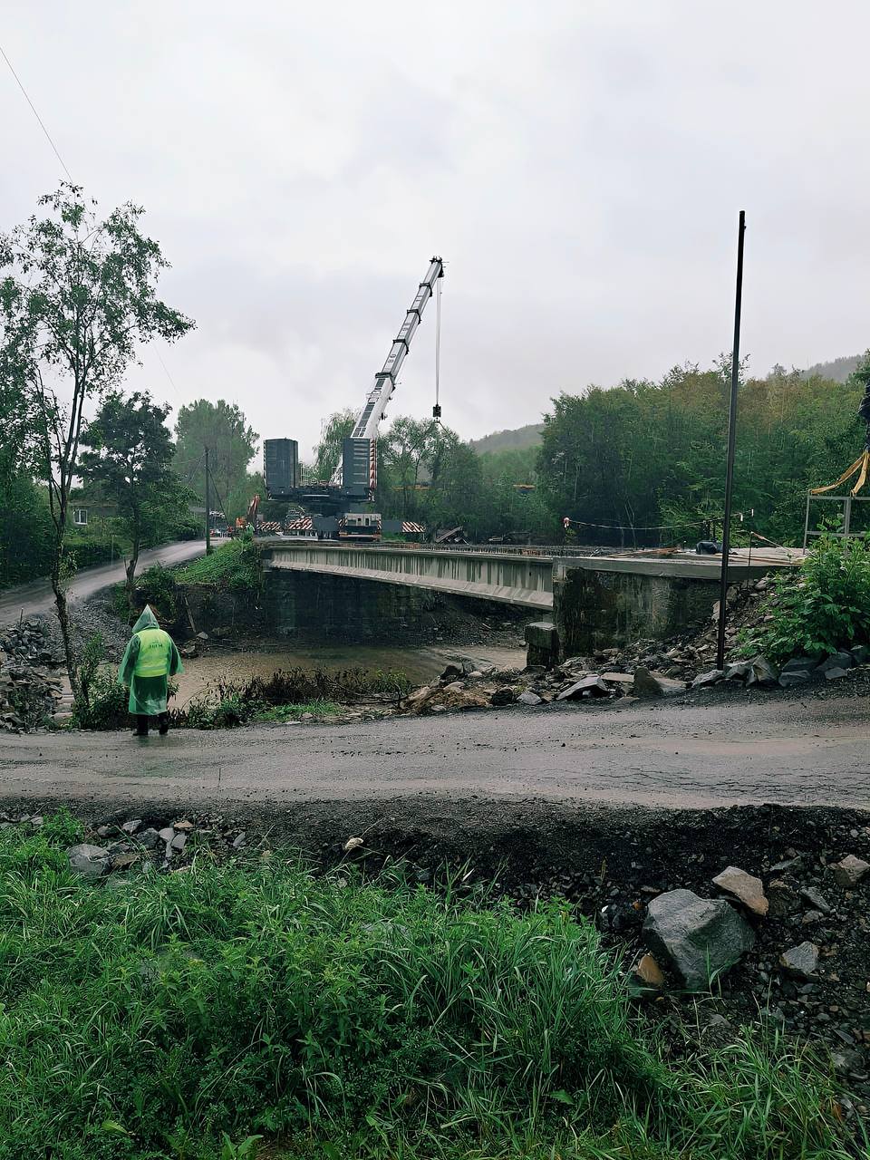 Міст до восьми гірських сіл будують на Закарпатті