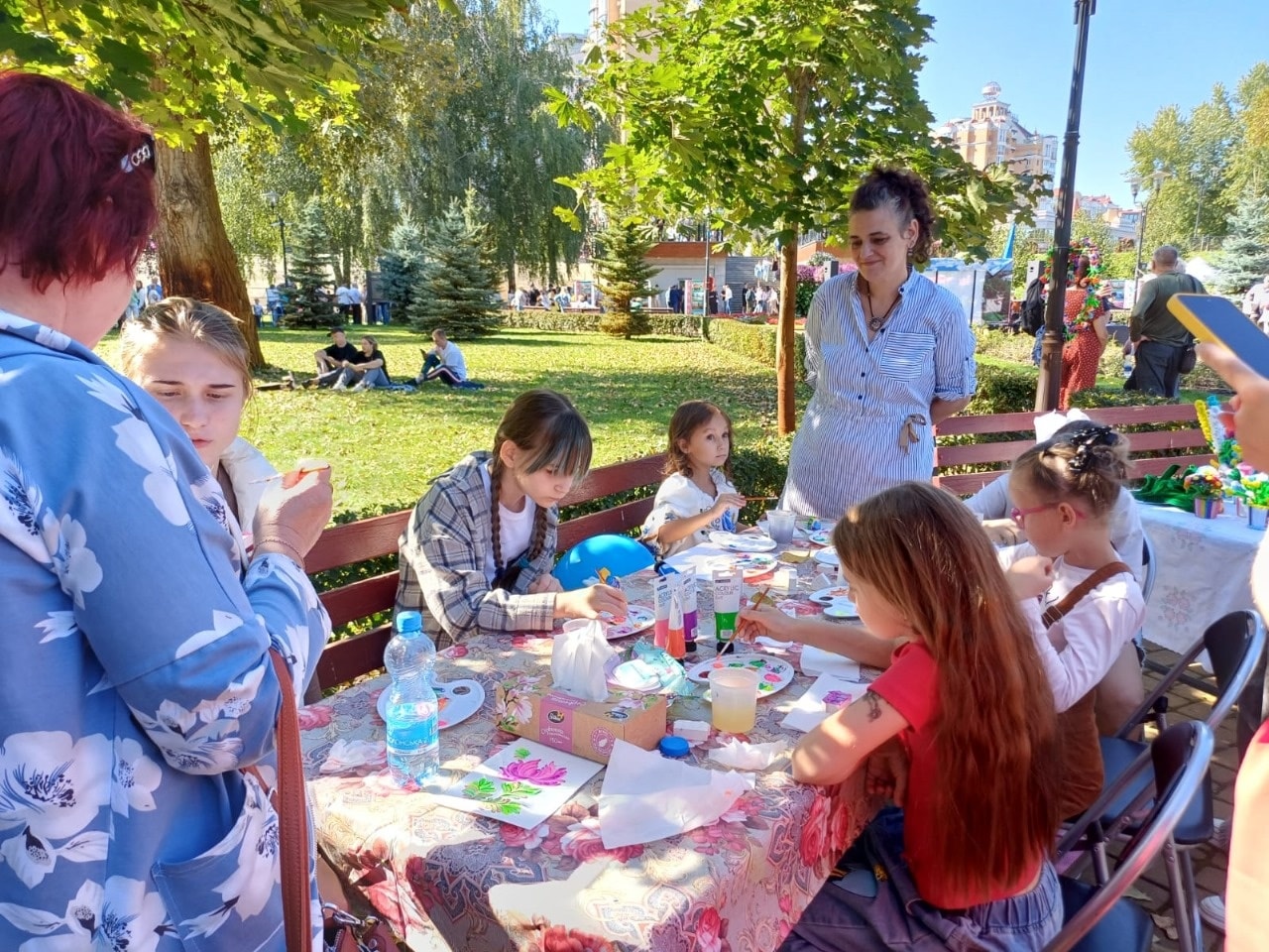 У столичному парку «Наталка» висадили квіти до дня Бахмута - фото 5
