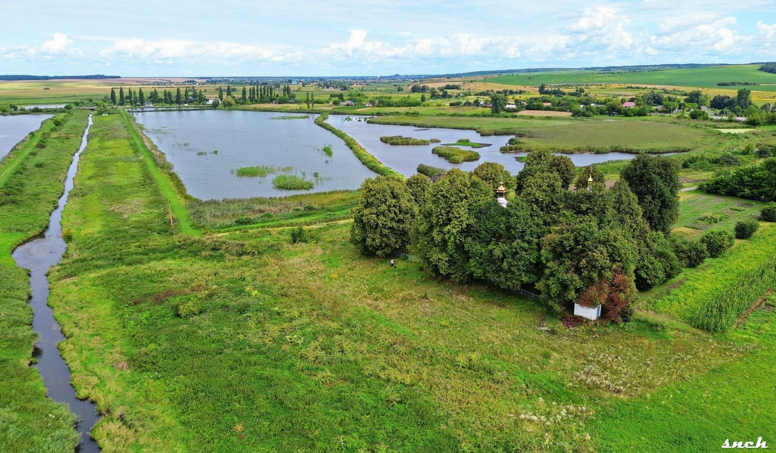Забуте місто князів: фотограф показав Пересопницьке городище з висоти пташиного польоту - фото 8