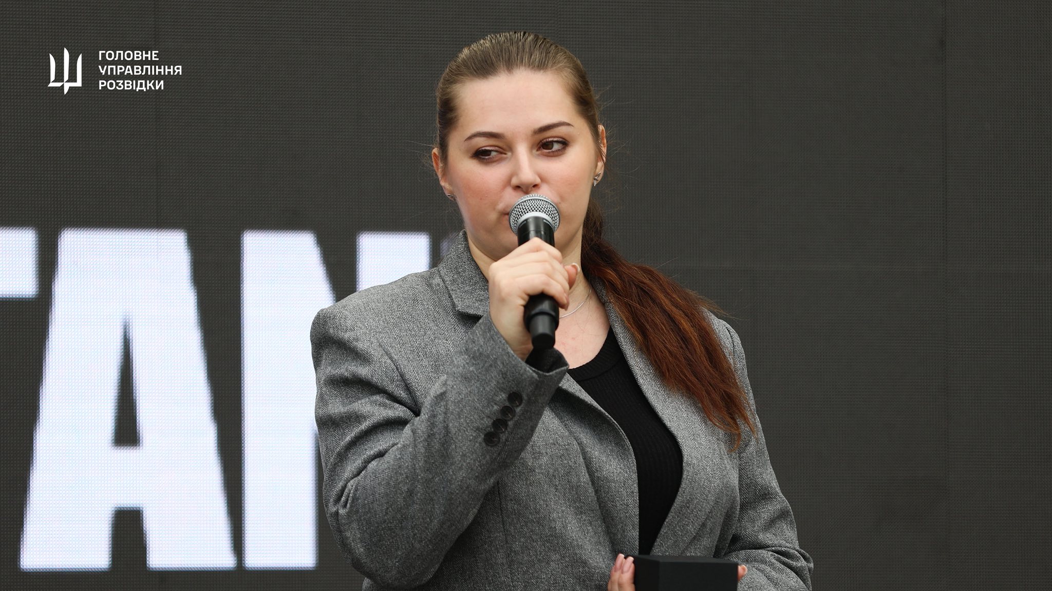 Багнюка, канати, екстрим: у Києві відбувся забіг Spartan на підтримку ГУР - фото 3