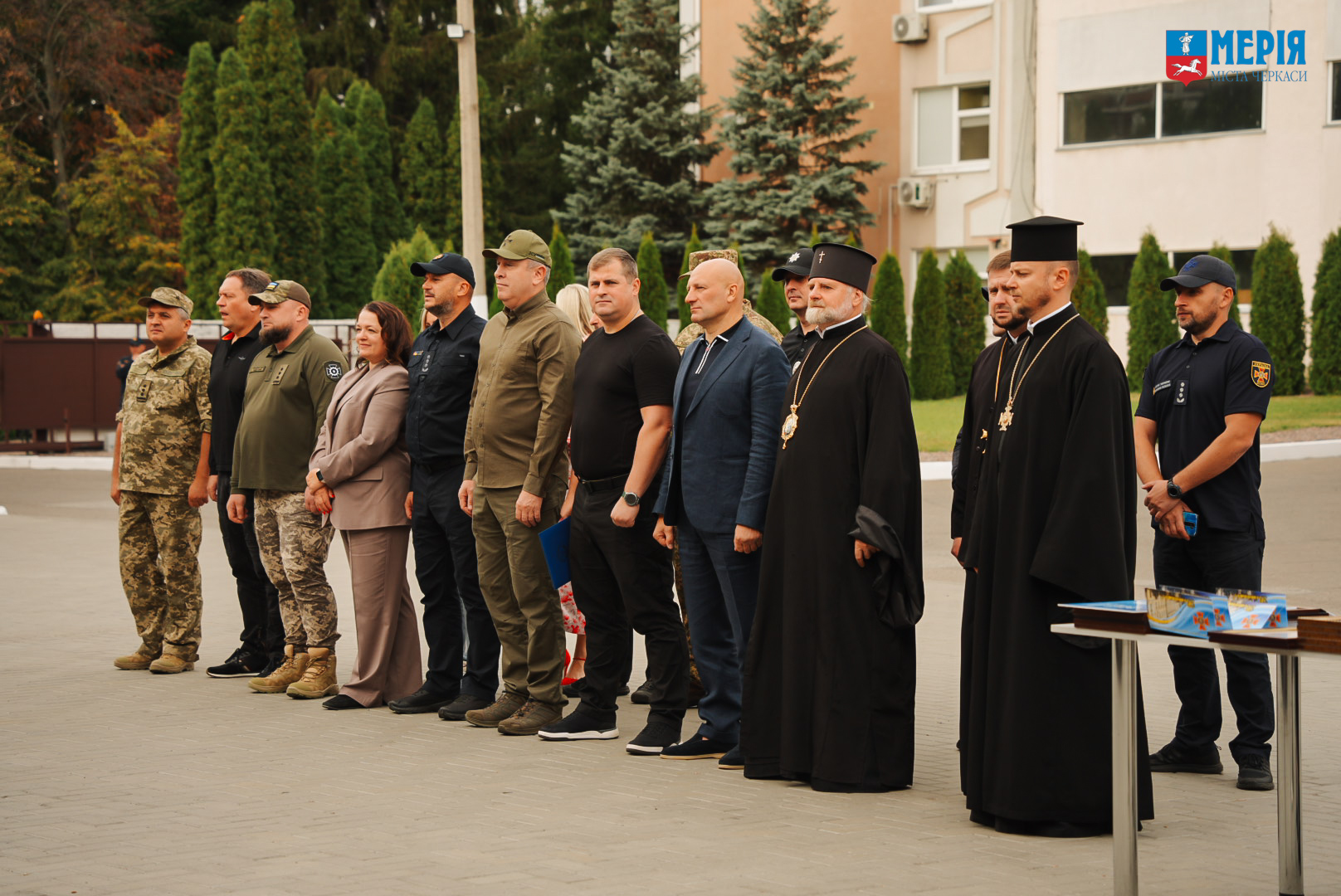 У Черкасах надзвичайникам вручили відзнаки, подарунки та спеціальні звання - фото 4