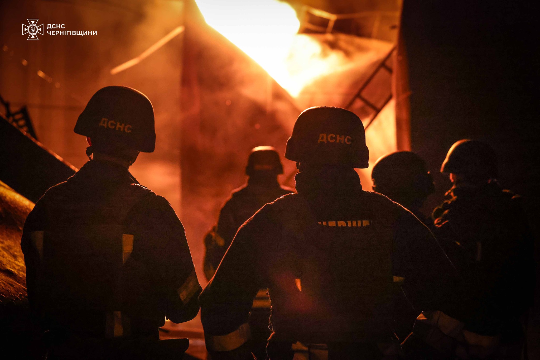 Росіяни обстріляли рятувальників на Чернігівщині: є постраждалі