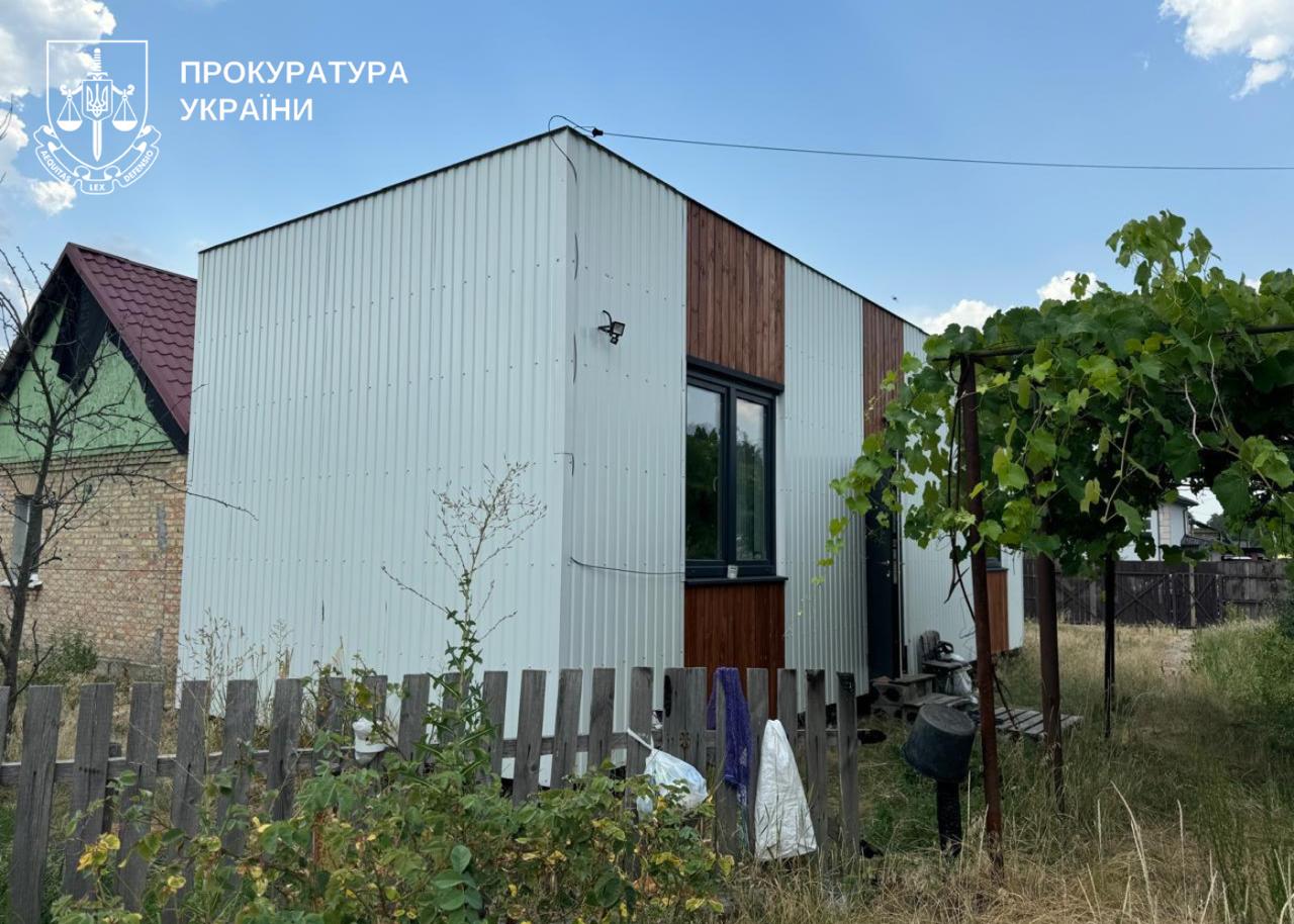 Підприємець на Київщині завдав 4 млн грн збитків під час будівництва модульних будинків - фото 4