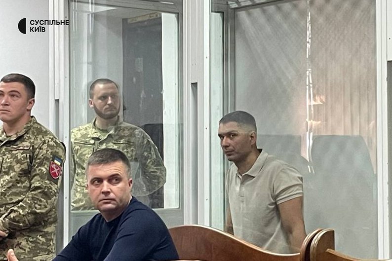 Суд оголосив вирок у справі про вбивство підлітка на фунікулері в Києві - фото 2
