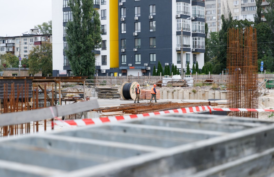 У столичних школах зводять нові укриття для дітей і вчителів - фото 3
