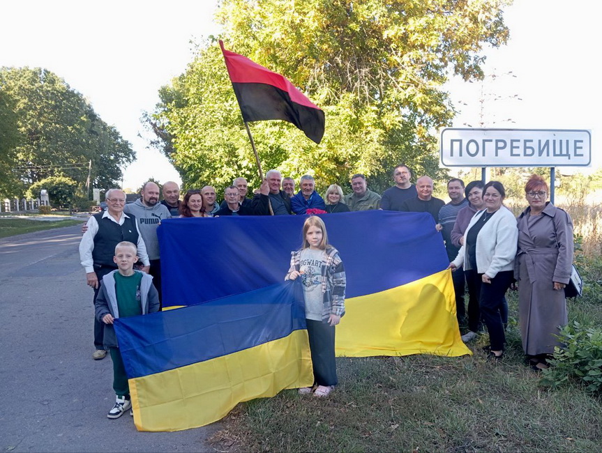 На Вінниччині зустріли воїна-азовця, який більше 3 років був у полоні - фото 3