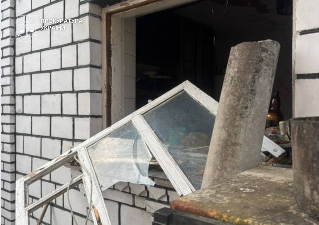 Прокуратура фіксує наслідки чергових ворожих атак на Київщину - фото 2