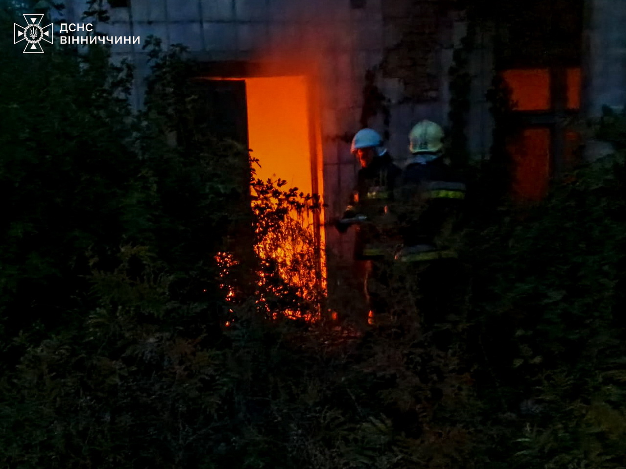 На Вінниччині внаслідок пожеж загинула жінка, двоє чоловіків травмовано - фото 2