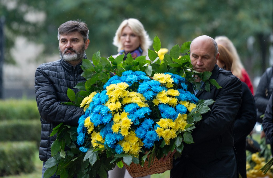 В Києві вшанували жертв масових розстрілів у Бабиному Яру - фото 3