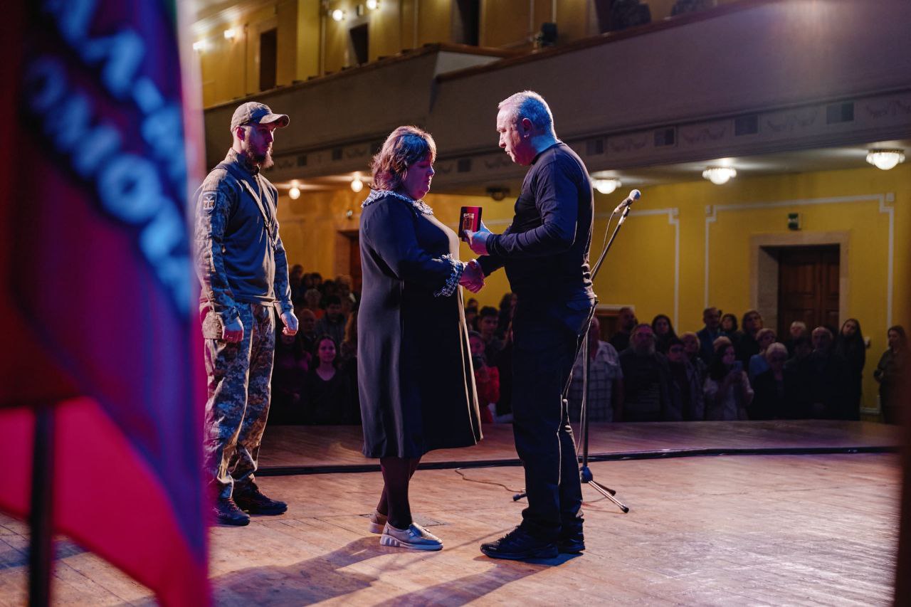 Родинам полеглих героїв на Черкащині вручили державні нагороди - фото 7