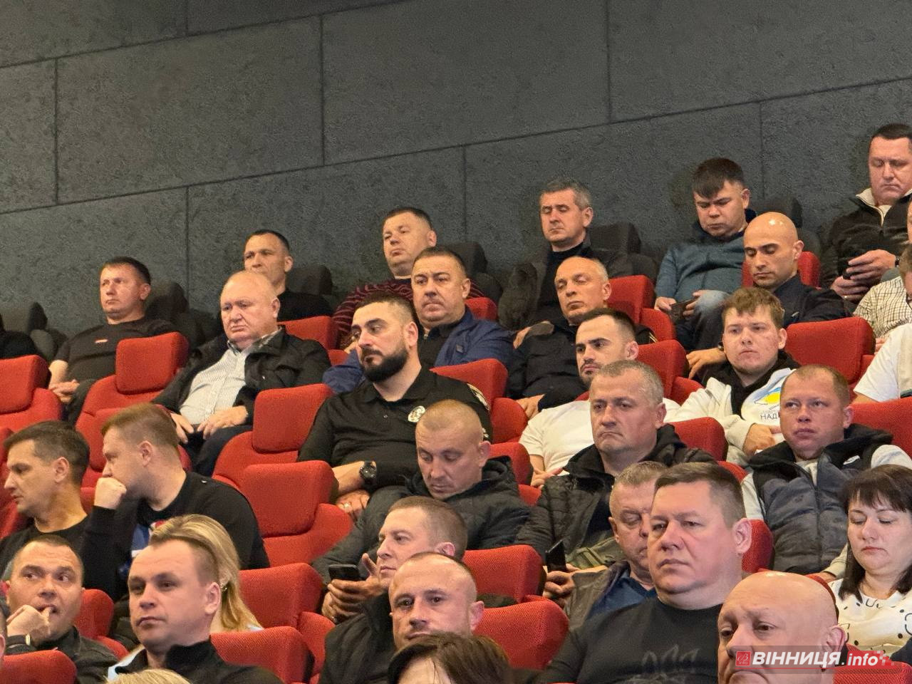 «Сталеві серця»: стрічку про історію війни вінницьких поліцейських показали у кіно - фото 17