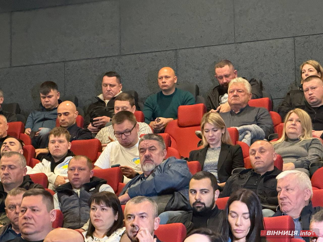«Сталеві серця»: стрічку про історію війни вінницьких поліцейських показали у кіно - фото 25