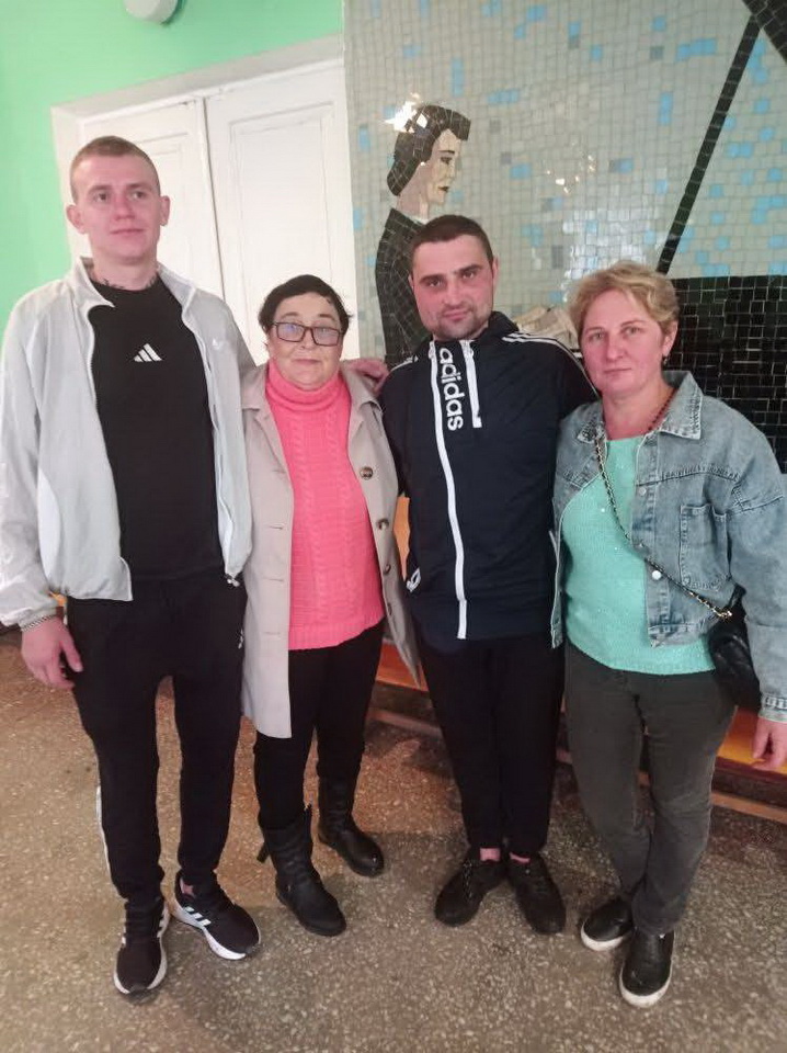 Повернувся додому разом із побратимом: на Вінниччині зустріли воїнів після полону