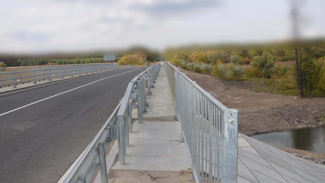 Нові мости збудували у прифронтових областях - фото 3