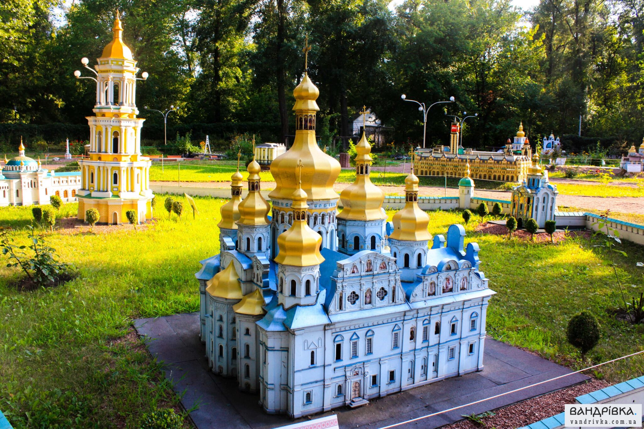 Куди піти в Києві восени: київський Гоґвортс, каштановий какао та подорожі у часі - фото 3