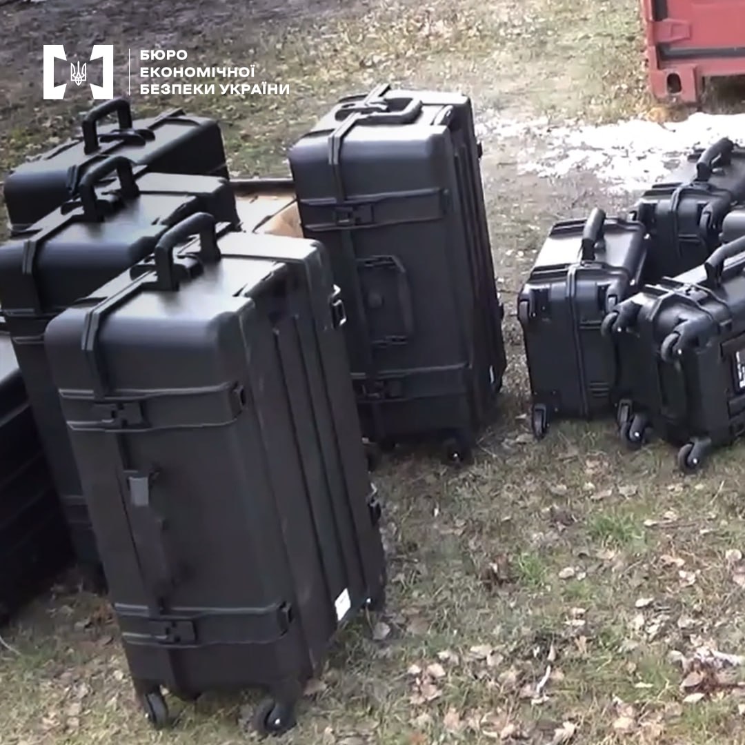 На Київщині викрили схему розкрадання бюджетних коштів під час закупівлі дронів для ЗСУ - фото 3