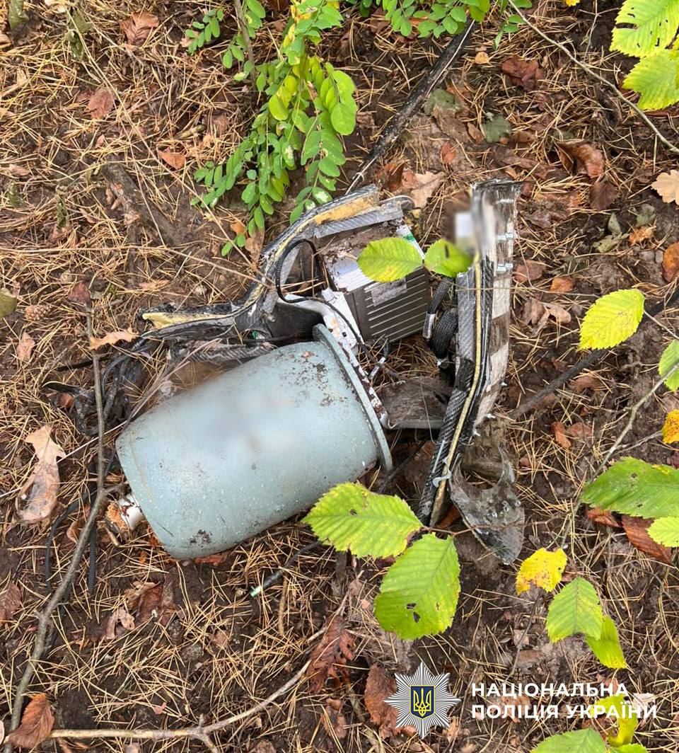 У Києві знайшли уламки ворожого БпЛА з нездетонованою бойовою частиною