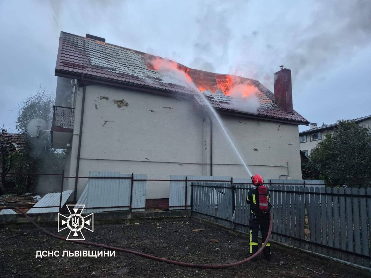 Чотири людини загинули у Львівській області внаслідок повітряної атаки РФ - фото 4