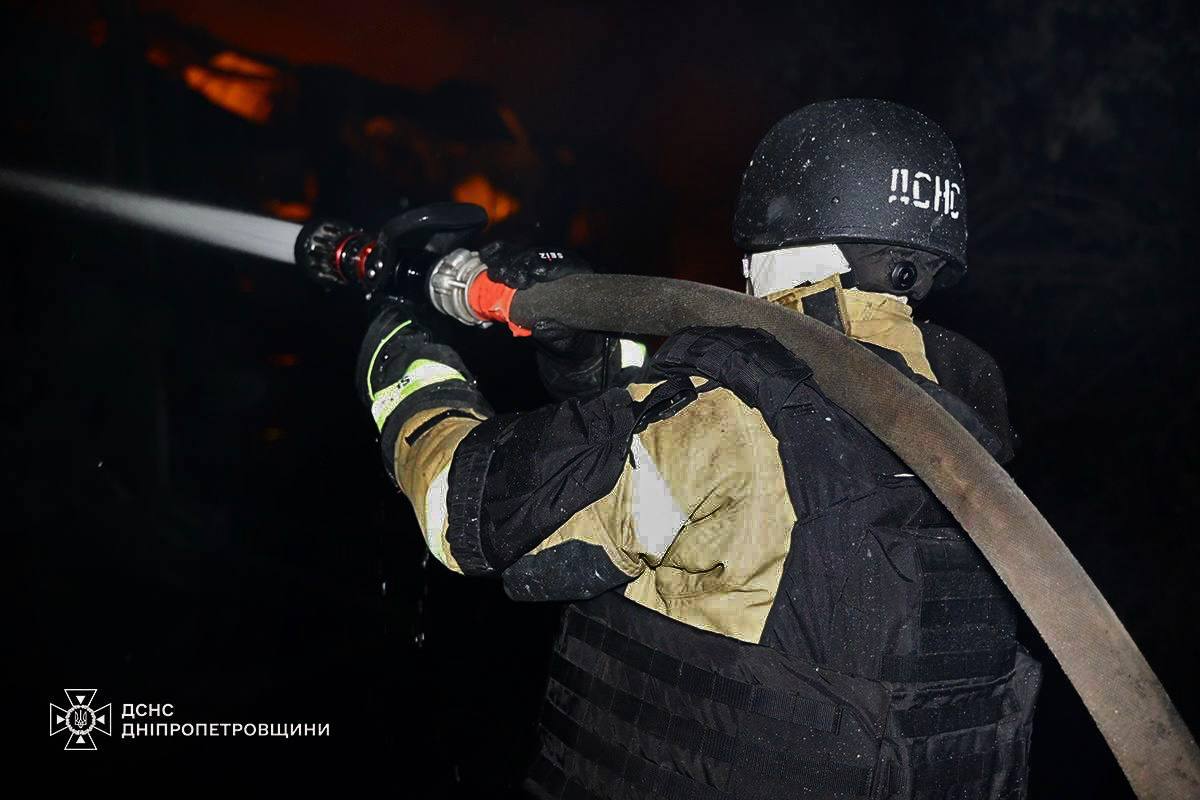 Внаслідок обстрілу Дніпропетровщини постраждали 5 людей - фото 4