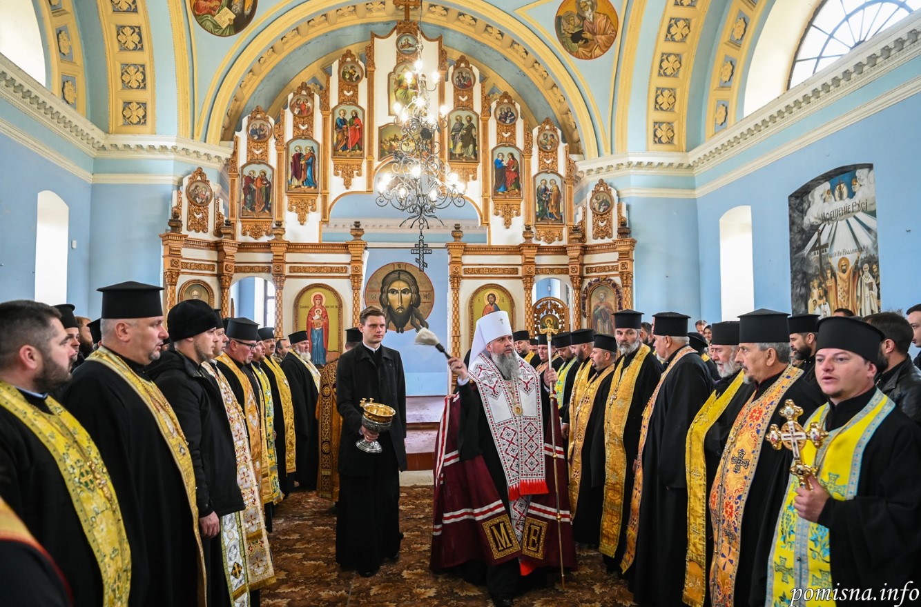 У храмі Хотинської фортеці вперше молилися українською - фото 5
