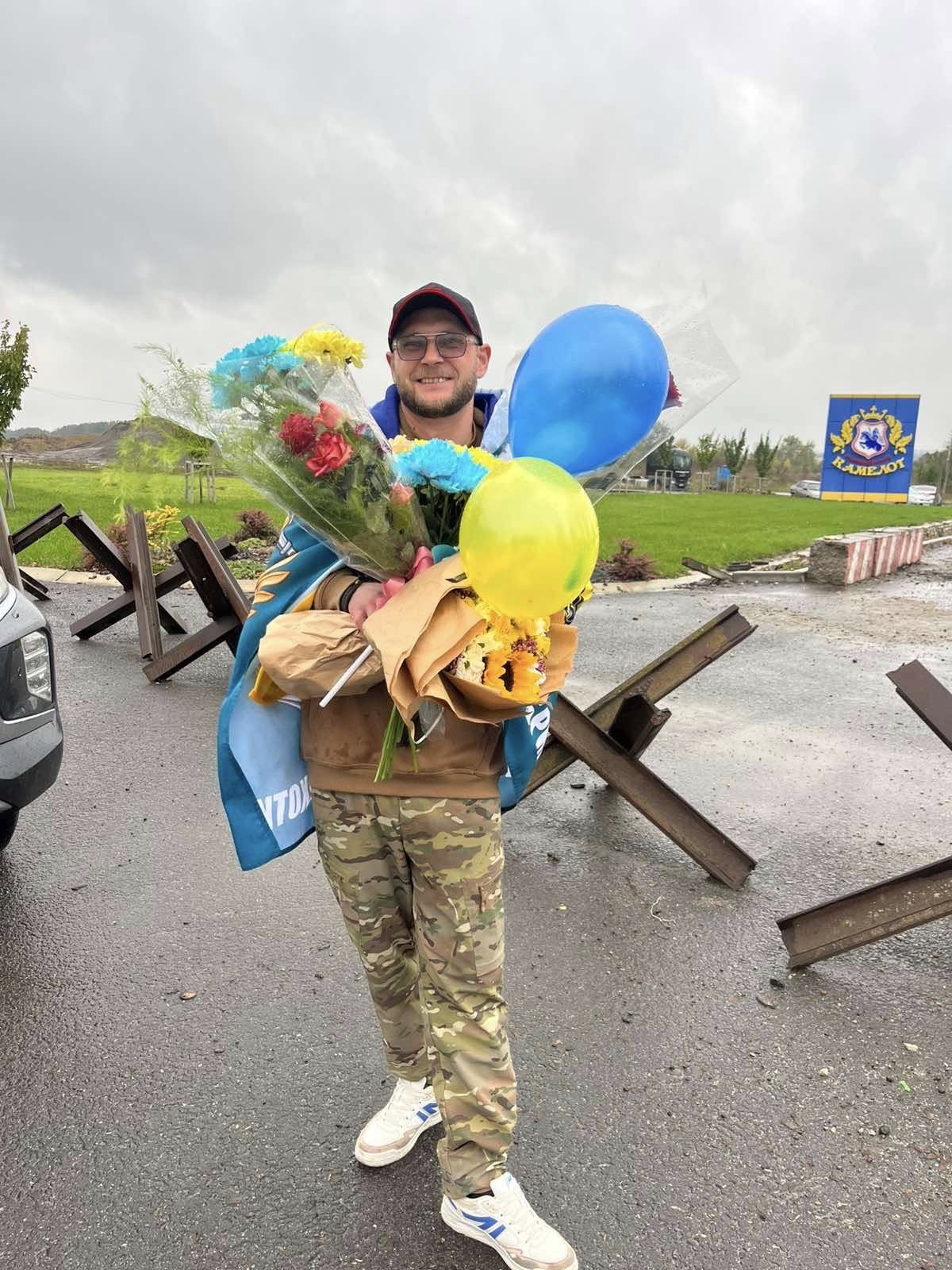 На Вінниччині рідні та односельчани зустріли двох воїнів після років полону - фото 3