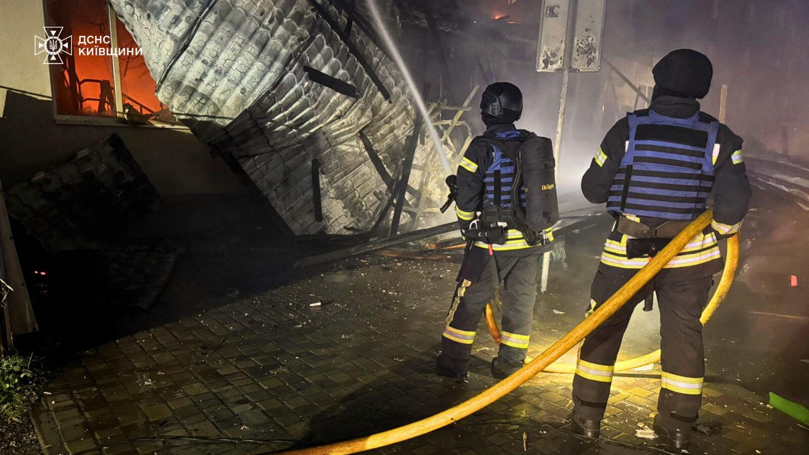 На Київщині ліквідовано наслідки ворожого обстрілу - фото 2