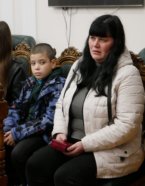 На Вінниччині родинам полеглих воїнів вручили посмертні державні нагороди - фото 12