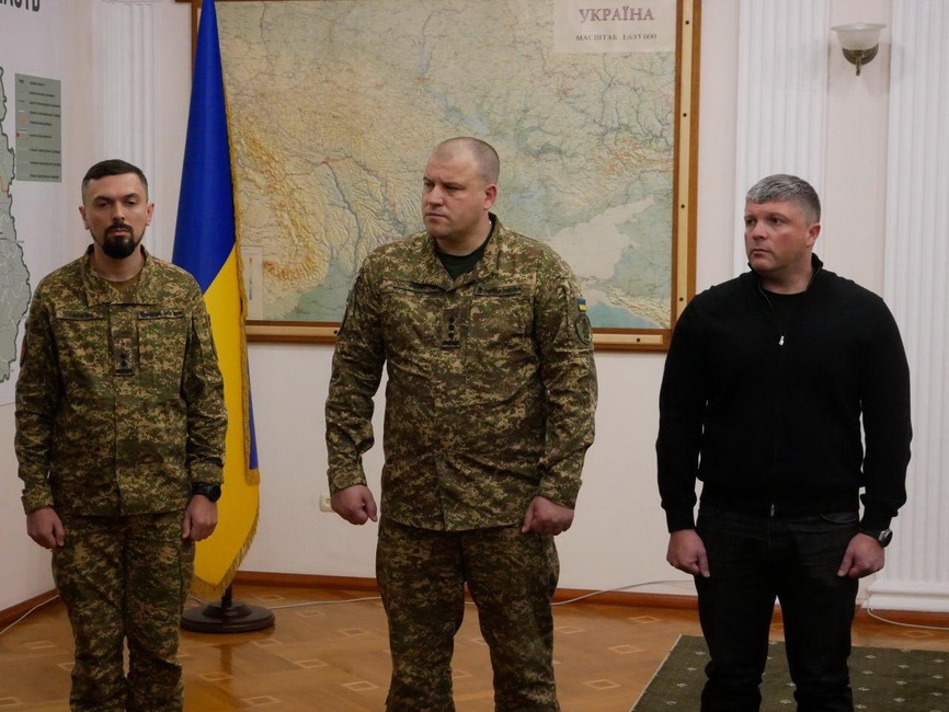 На Вінниччині родинам полеглих воїнів вручили посмертні державні нагороди - фото 2