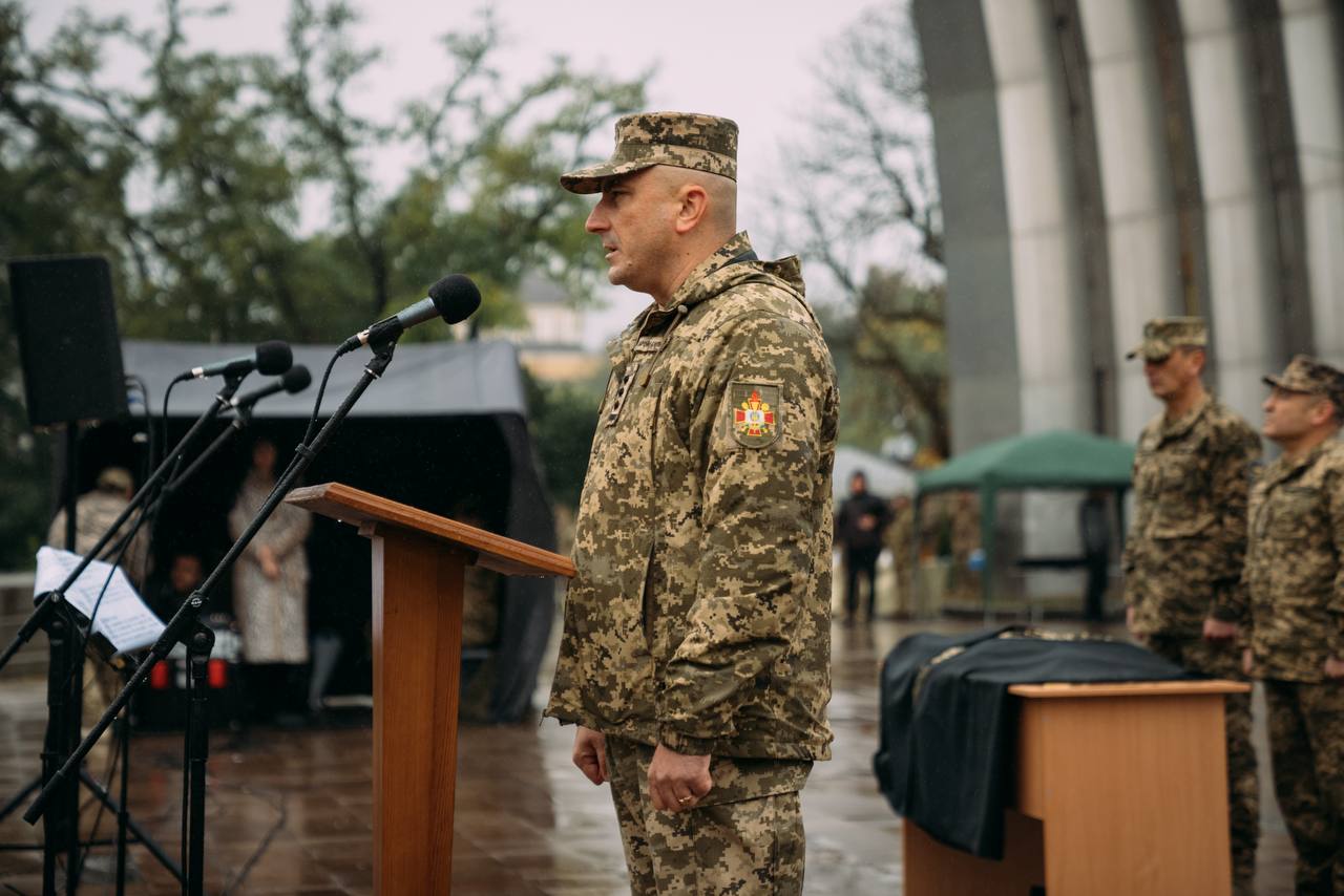У столиці відкрили пам’ятний знак, присвячений  фахівцям логістичного забезпечення ЗСУ - фото 3