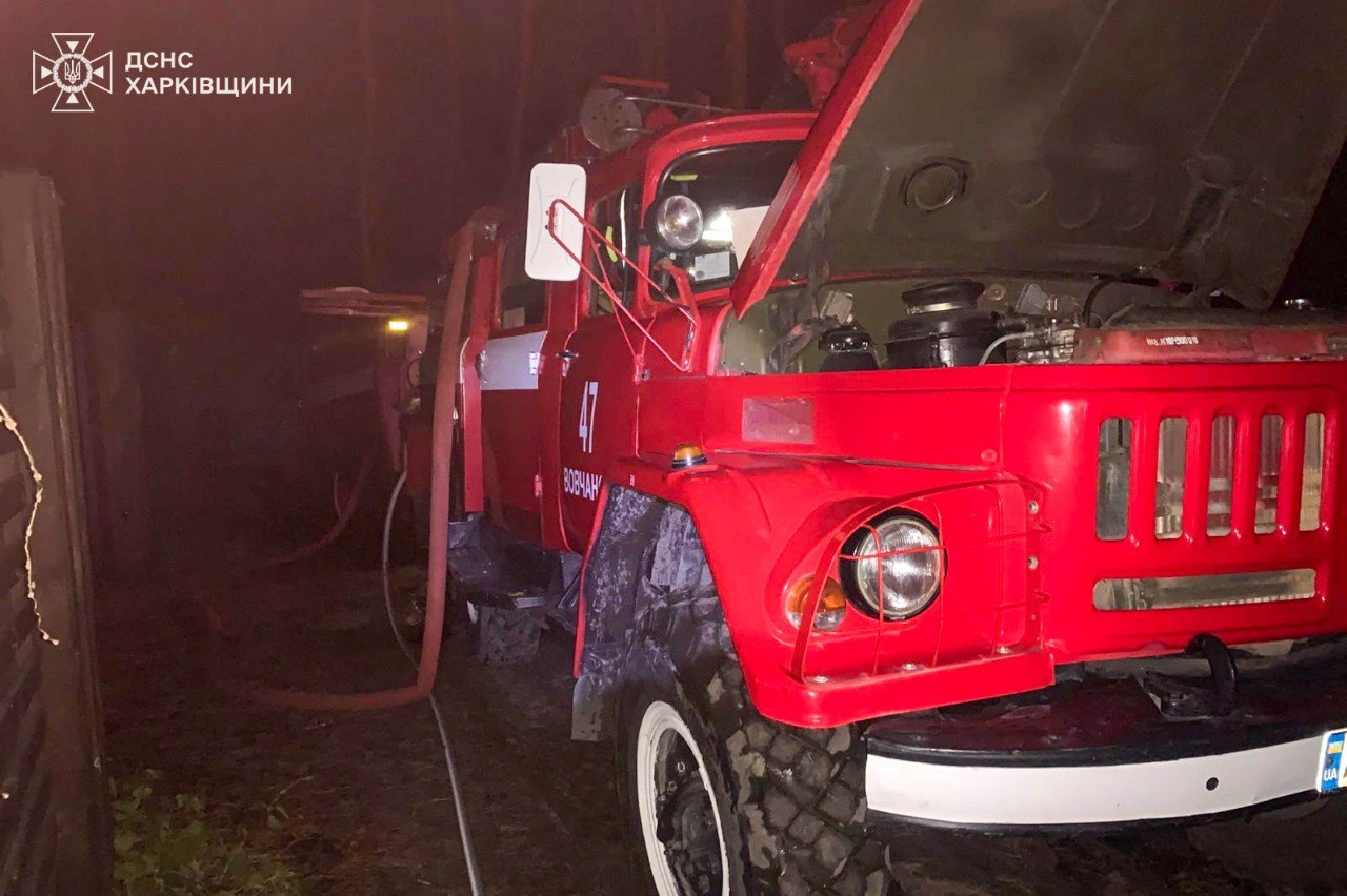 Ворожі дрони вдарили по двом навчальним закладам та будинку на Харківщині - фото 4