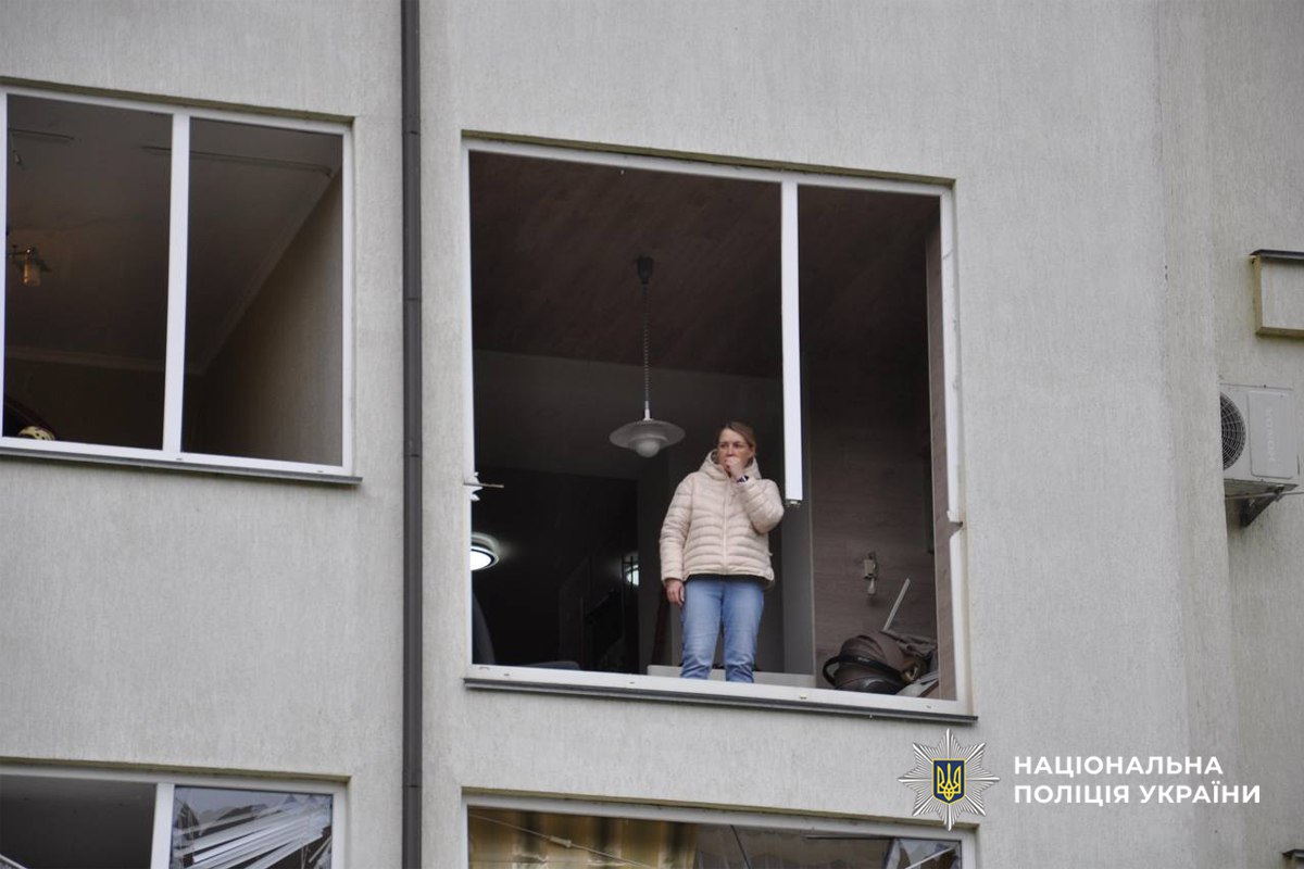 У Каневі поліцейські обстежили понад тисячу квартир та задокументували наслідки атаки рф - фото 5