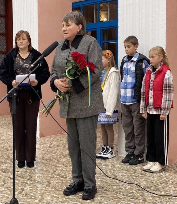 В селі на Вінниччині відкрили меморіальну дошку полеглому воїну - фото 4