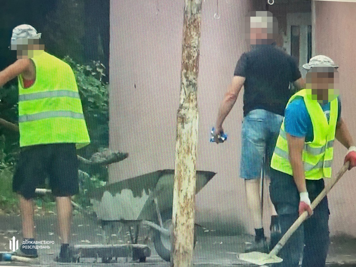 На Львівщині офіцер замість служби змушував військових класти бруківку та ремонтувати власний будинок