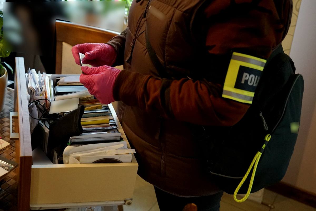 У Польщі затримали чоловіка, який поширював дитяче порно: серед потерпілих – українські діти - фото 2