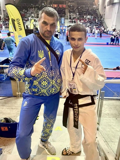 Вінничанин уперше здобув золоту медаль на чемпіонаті світу з таеквон-до